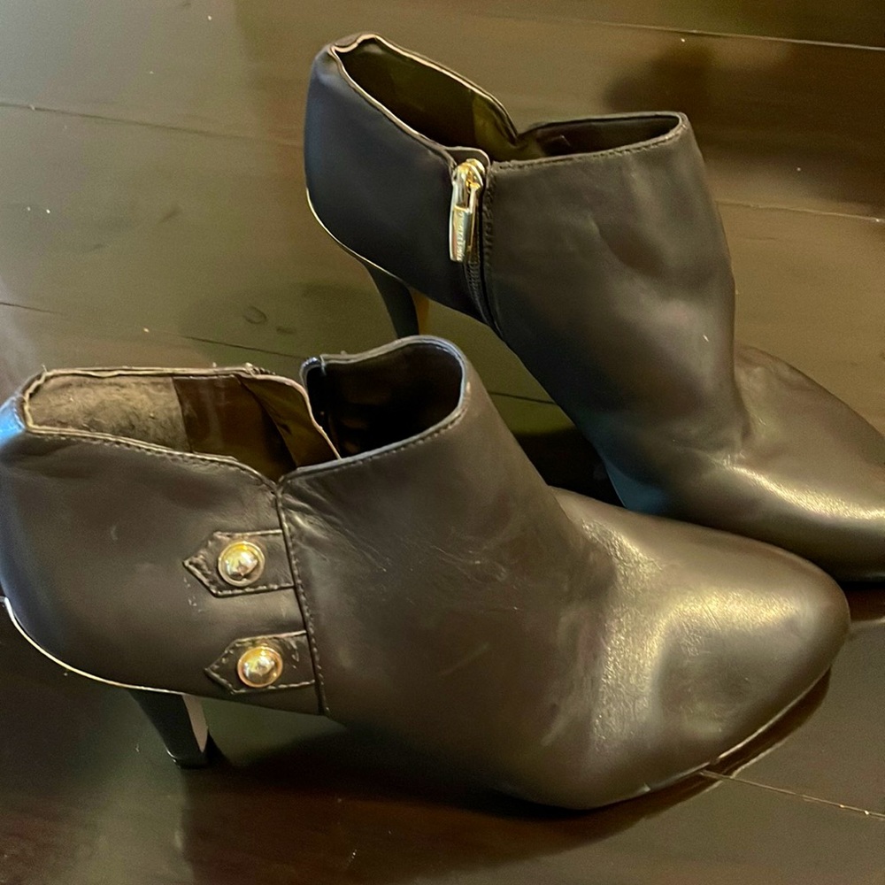 Vince Camuto